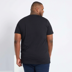 Голям размер мъжка черна тениска