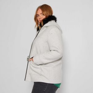 Голям размер вълнено палто