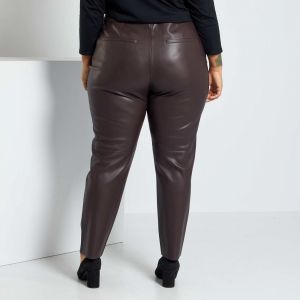 Голям размер дамски кожен панталон