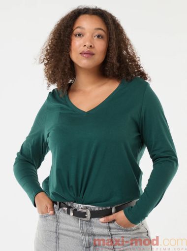 Голям размер дамска блуза с V-образно деколте
