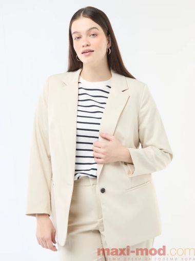 Дълго вталено яке