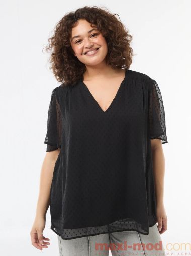Дамска блуза с дантела
