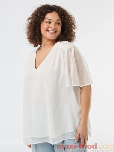 Дамска блуза с дантела