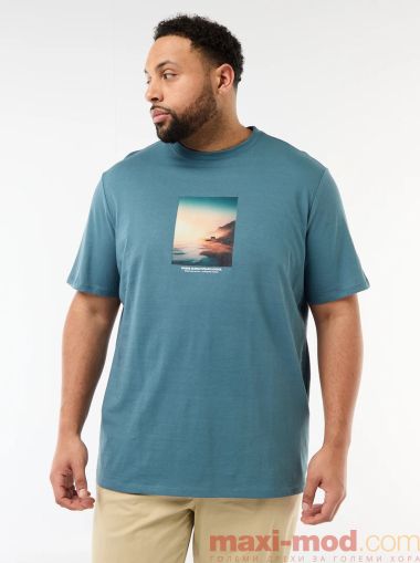 Голям размер мъжка тениска