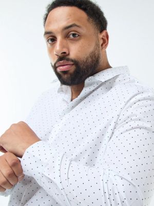 Голям размер мъжа риза