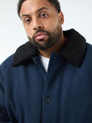 Вълнена парка с яка от овча кожа 