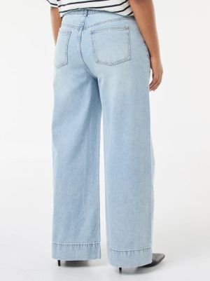 Дънки с висока талия и широки крачоли