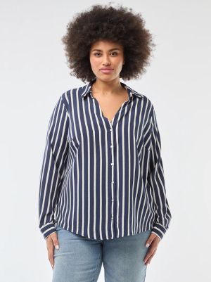 Голям размер дамска риза с креп ефект