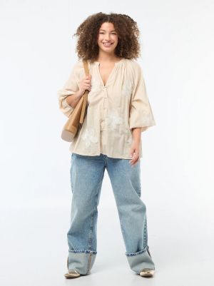 Дамска блуза с бродерия