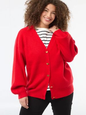 Жилетка с V-образно деколте с копчета