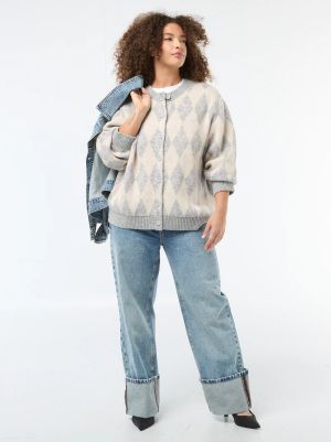 Дамска плетена жилетка голям размер