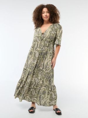 Еластична рокля с елегантен принт