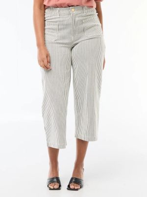 Широки дамски панталони със средна талия