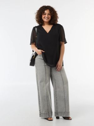 Дамска блуза с дантела