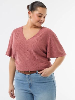 Дамска блуза с перфорирана плетка