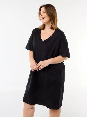 Рокля тип тениска с къс ръка