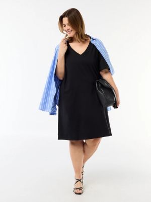 Рокля тип тениска с къс ръка