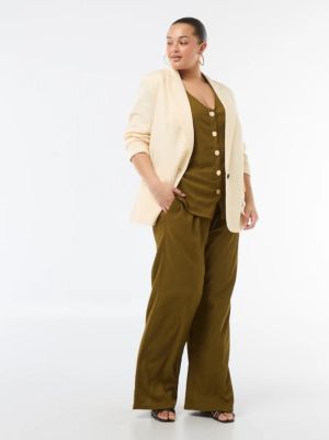 Широк дамски панталон голям размер