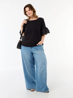 Дамска блуза с дантела