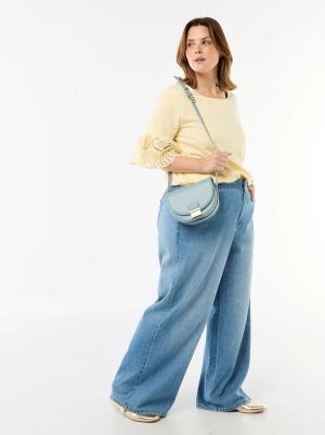 Дамска блуза с дантела