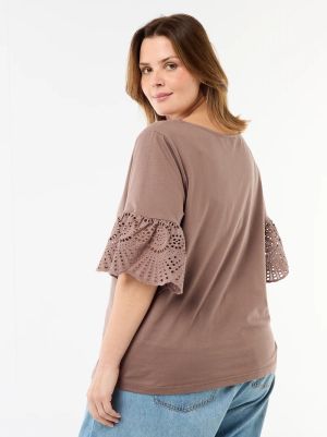 Дамска блуза с дантела