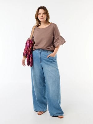 Дамска блуза с дантела