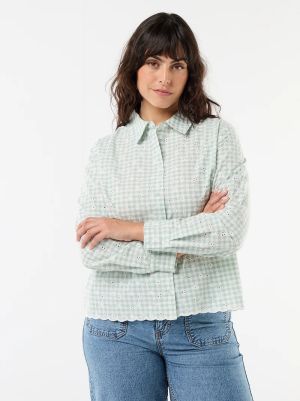 Риза с бродерия на капси и вълнообразни детайли