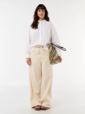 Риза с бродерия на капси и вълнообразни детайли