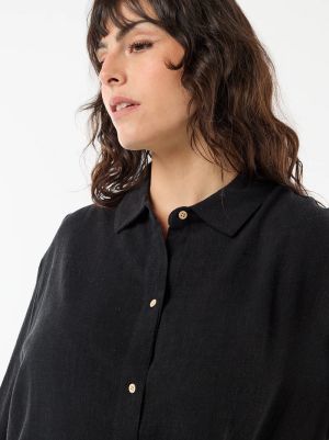 Дамска ленена риза с къс ръкав