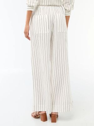 Дамски панталон с прав крачол от ленена смес