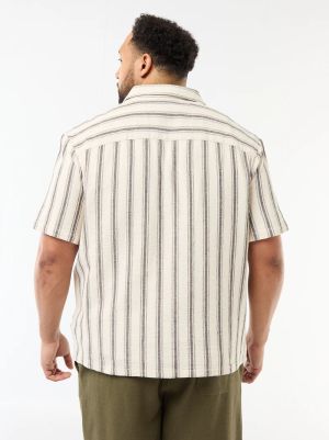 Раирана риза с къс ръкав