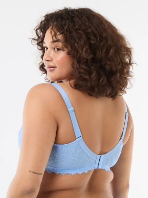 Луксозен дамски сутиен с дантела