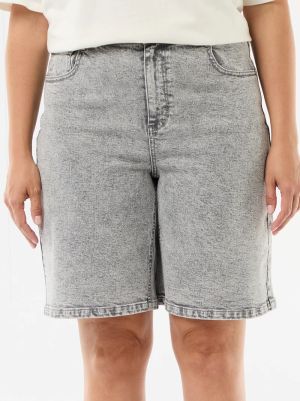 Дънкови бермуди с висока талия