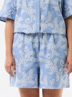 Дамски къси панталони с флорална бродерия