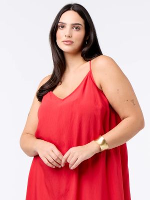 Миди рокля с регулируеми презрамки