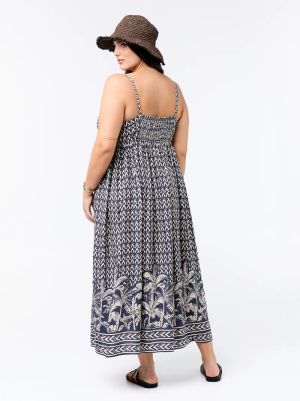 Миди рокля с регулируеми презрамки