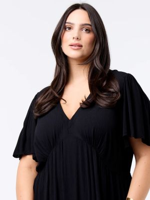 Къса креп рокля