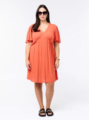 Къса креп рокля