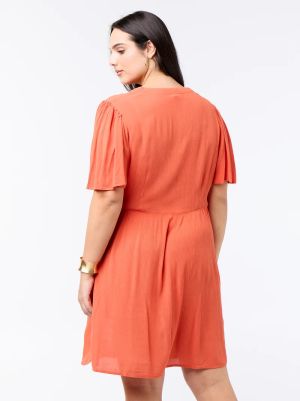 Къса креп рокля