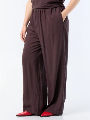 Широки панталони от ефирна вискоза