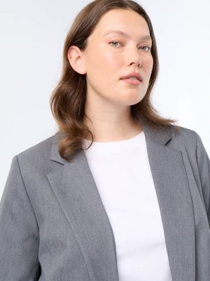 Дълго вталено сако