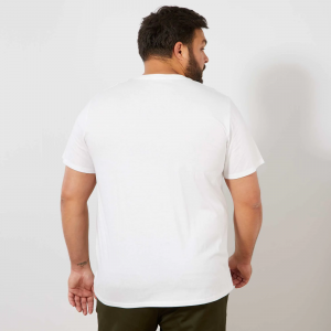 Бяла мъжка тениска голям размер